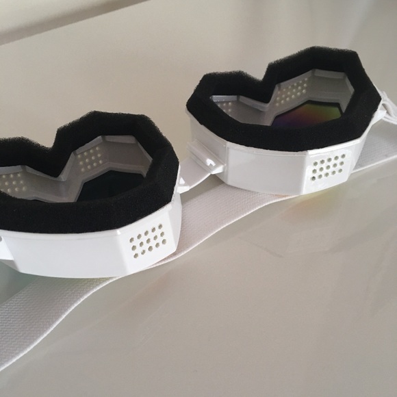 White Heart Goggles Mirror Sunglasses Glasses - Picture 12 of 12